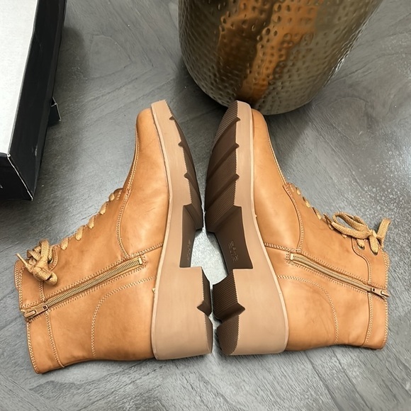 Women's Naturalizer, Catherine Boot (WIDE) - Picture 8 of 11